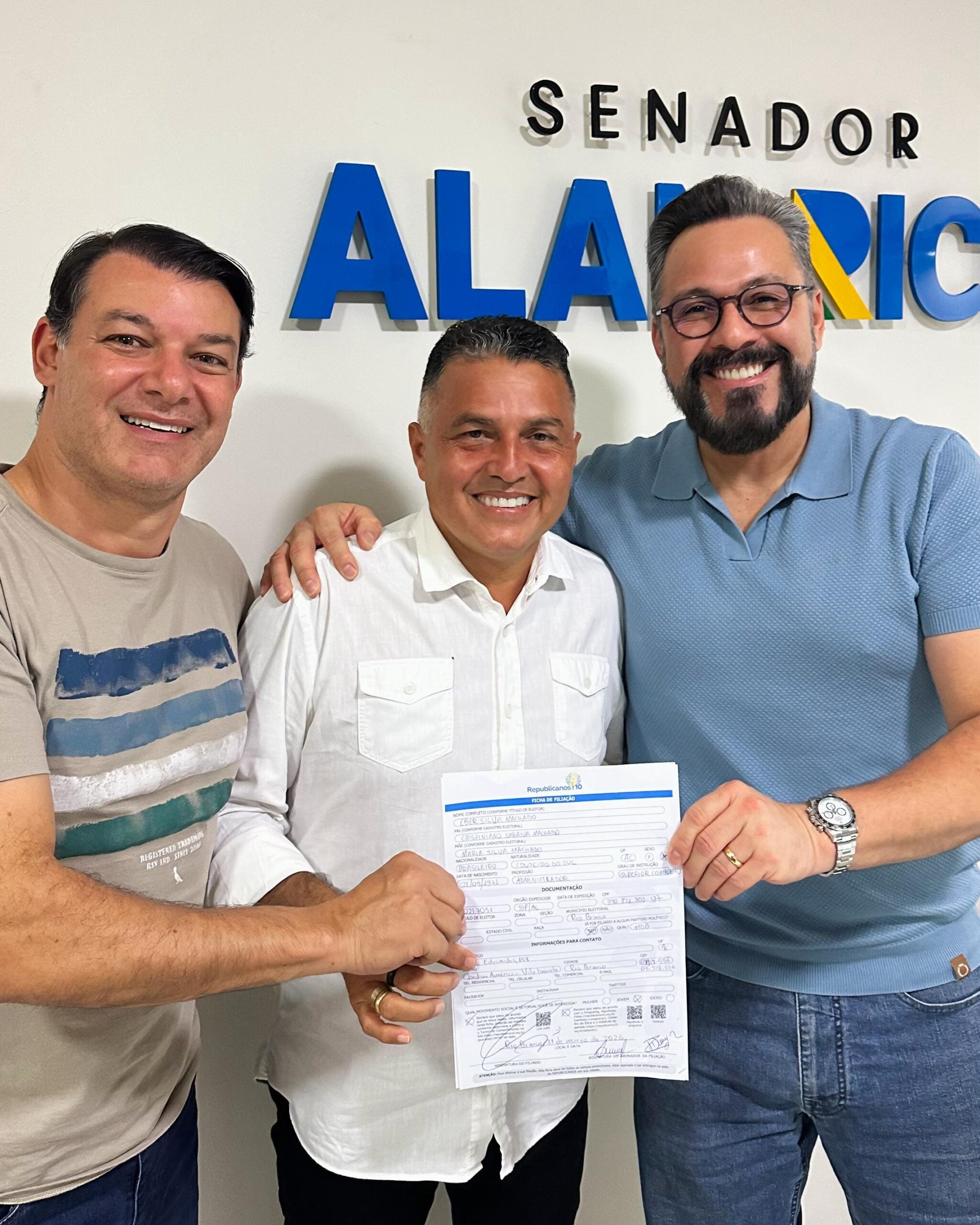 Eber Machado deixa o MDB e se filia ao partido de Alan Rick