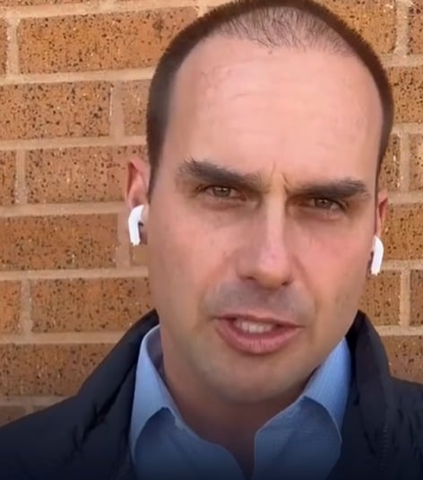 Eduardo Bolsonaro critica governo Lula