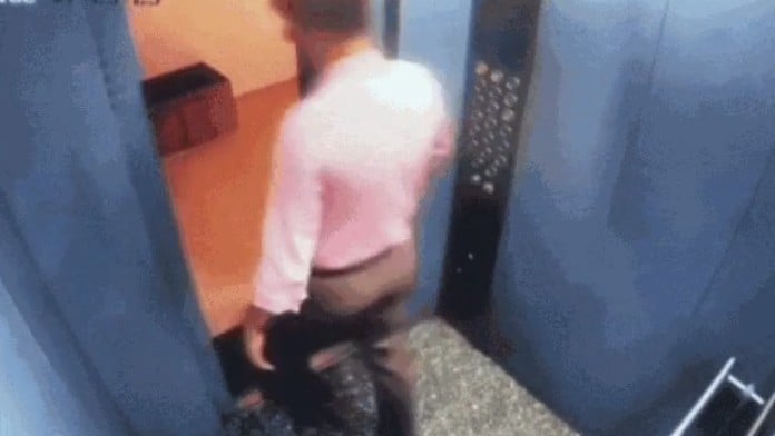 Homem escapa de ser esmagado por elevador na Índia; cena é impressionante/Foto: Reprodução