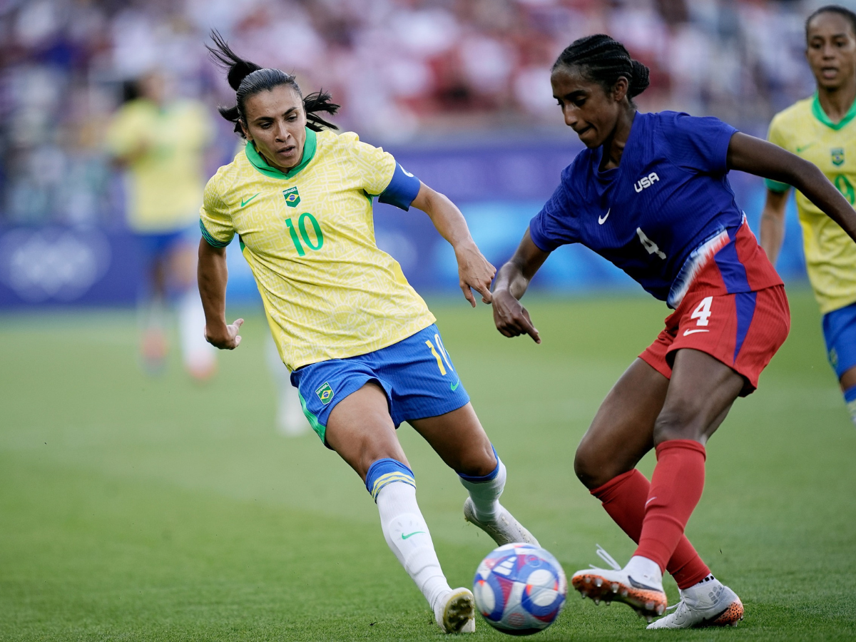 Jogos Olímpicos Paris 2024 - Futebol Feminino - Lances da partida entre Brasil e EUA na final olímpica. Foto: Alexandre Loureiro/COB Jogos Olímpicos Paris 2024 - Futebol Feminino - Lances da partida entre Brasil e EUA na final olímpica. Foto: Alexandre Loureiro/COB