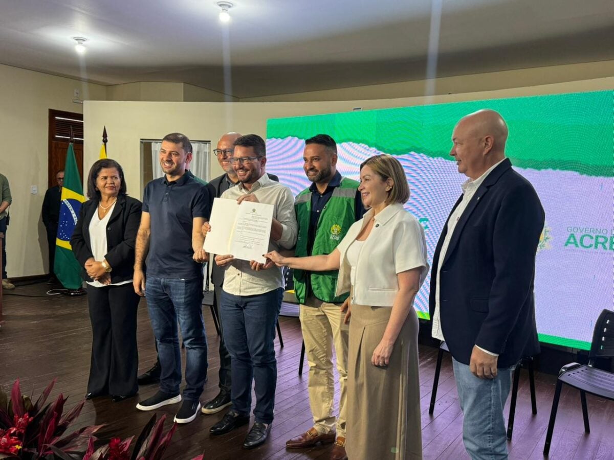 erão ofertadas pelo menos 240 vagas a cada semestre