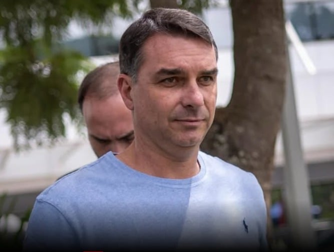 Flávio Bolsonaro inicia agenda no Nordeste