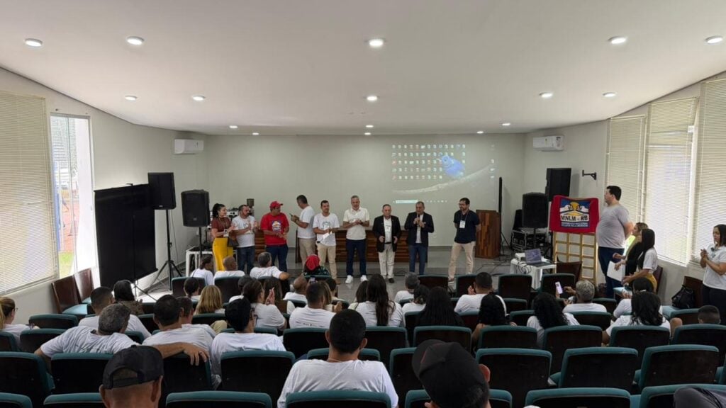 Fórum capacita lideranças comunitárias para ampliar acesso a recursos e fortalecer projetos sociais