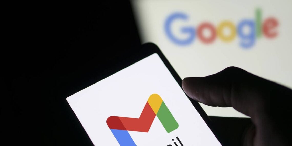 E-mail com anexo criptografado usa CPF como senha