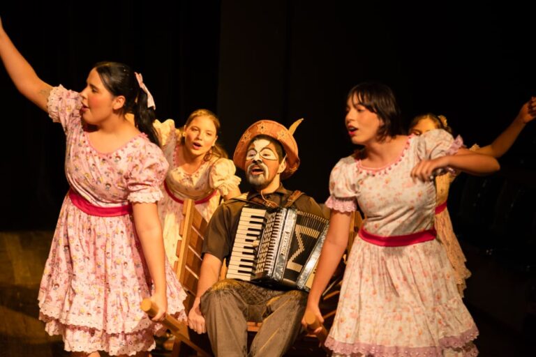 Usina João Donato recebe espetáculo “Os Saltimbancos” com entrada gratuita neste fim de semana