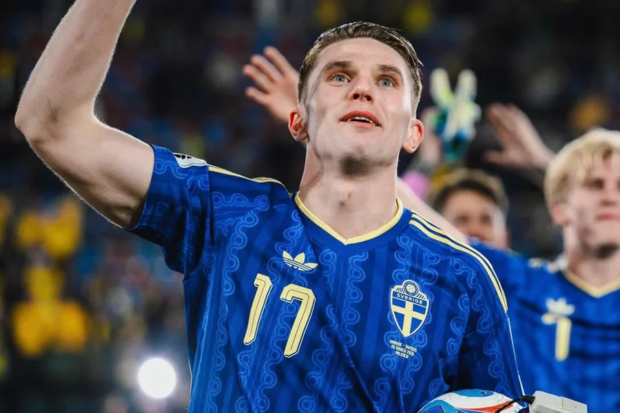 O continente europeu para nesta terça-feira (31/03) para definir quem fica com uma das últimas vagas para a Copa do Mundo de 2026. Às 15h45 (horário de Brasília), a Suécia de Viktor Gyökeres recebe a Polônia de Robert Lewandowski em uma final antecipada pela repescagem.