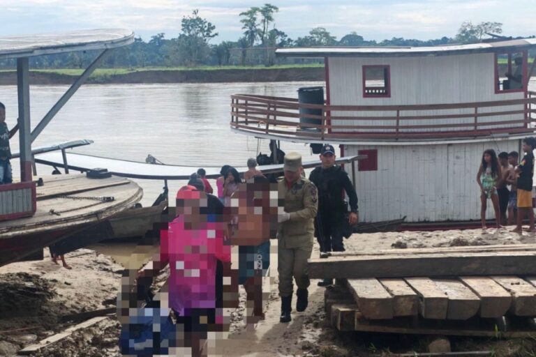 Idoso baleado em tentativa de homicídio chega ferido de canoa