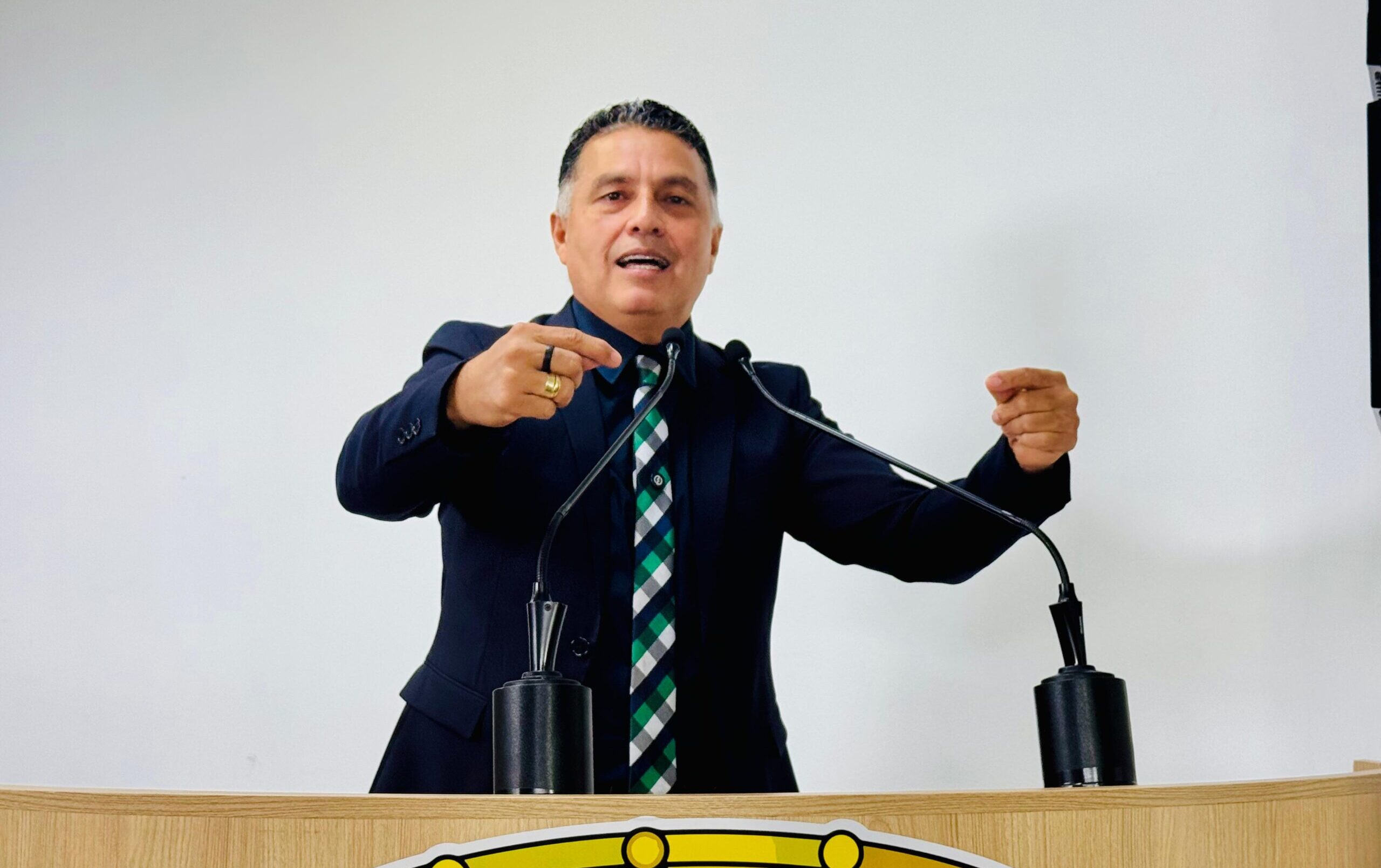 Vereador Éber Machado é notificado pelo TRE e pode perder mandato