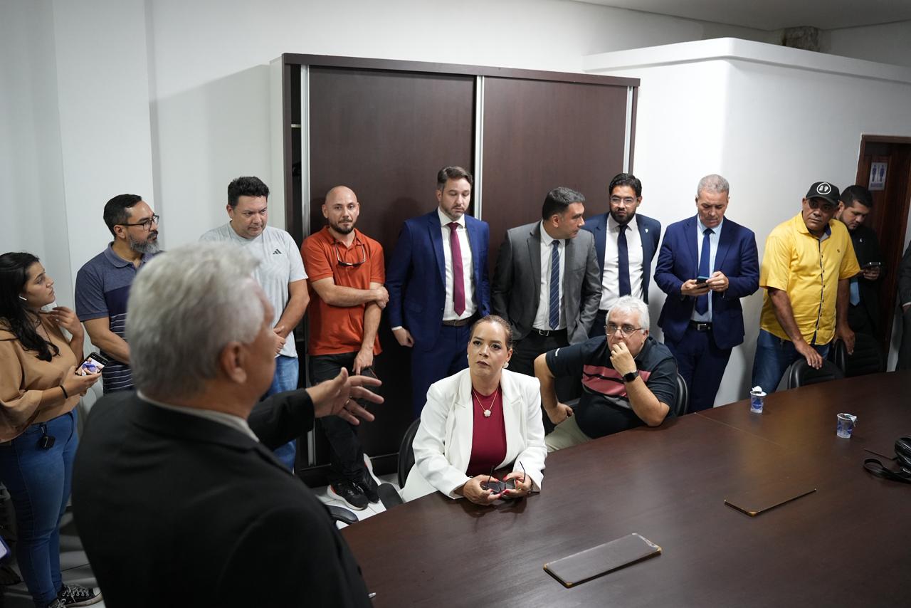 ‘Briga’ entre fiscais da prefeitura chega à Câmara