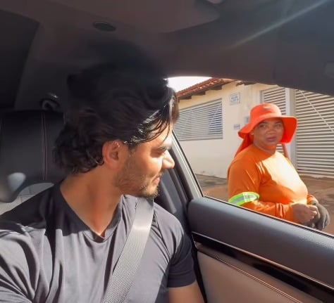 “Se eu tirar a vassoura dela, ela adoece”, diz influencer