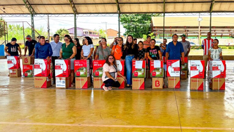 Michelle Melo investe mais de R$ 100 mil na agricultura familiar de Vila Campinas