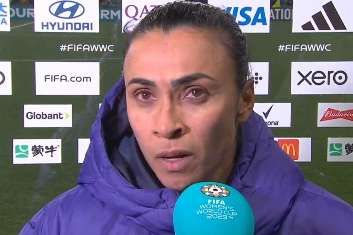 “Marta acaba aqui”, diz jogadora após eliminação do Brasil na Copa “Marta acaba aqui”, diz jogadora após eliminação do Brasil na Copa