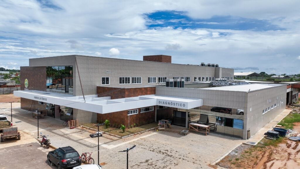 Acre inaugura primeira etapa de nova maternidade
