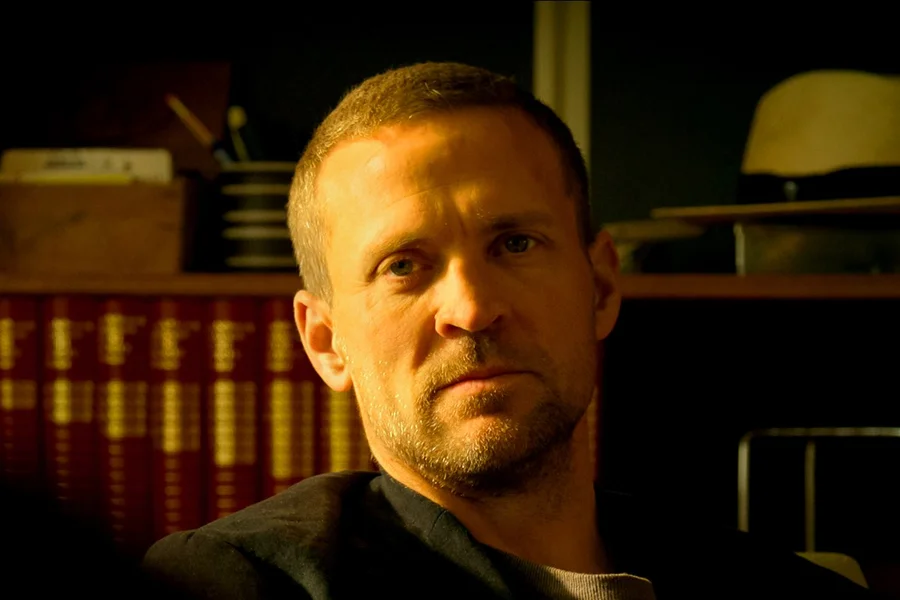 Vale o play? Entenda o sucesso visceral de "Os Casos de Harry Hole"