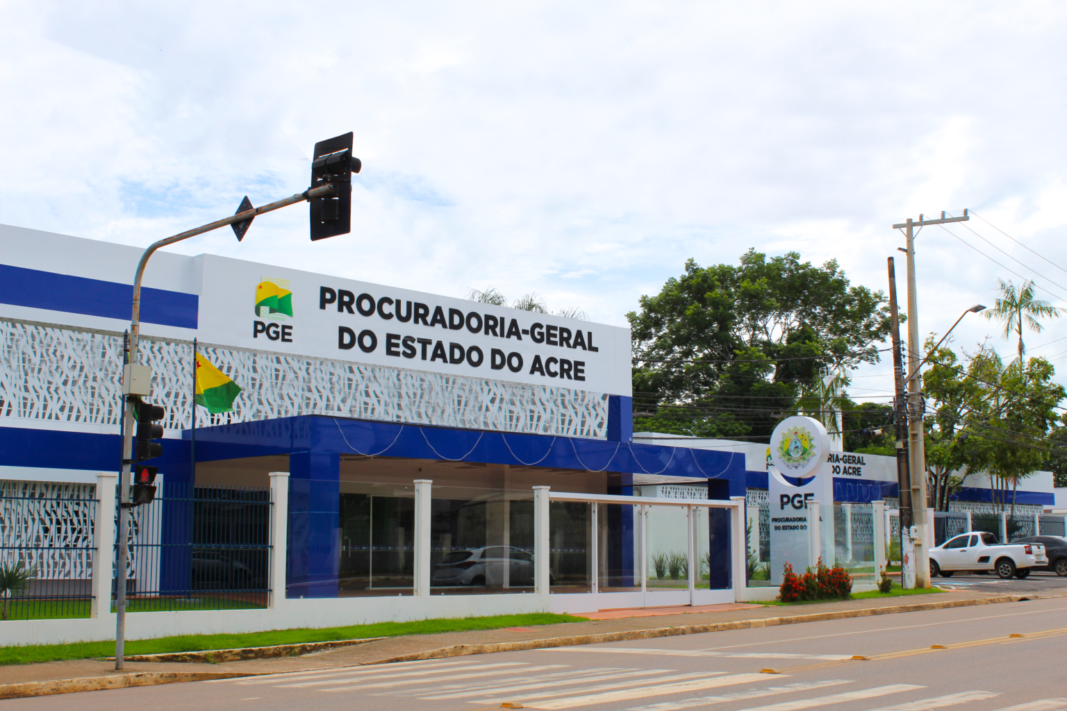 PGE do Acre divulga gabarito de concurso para procurador do Estado
