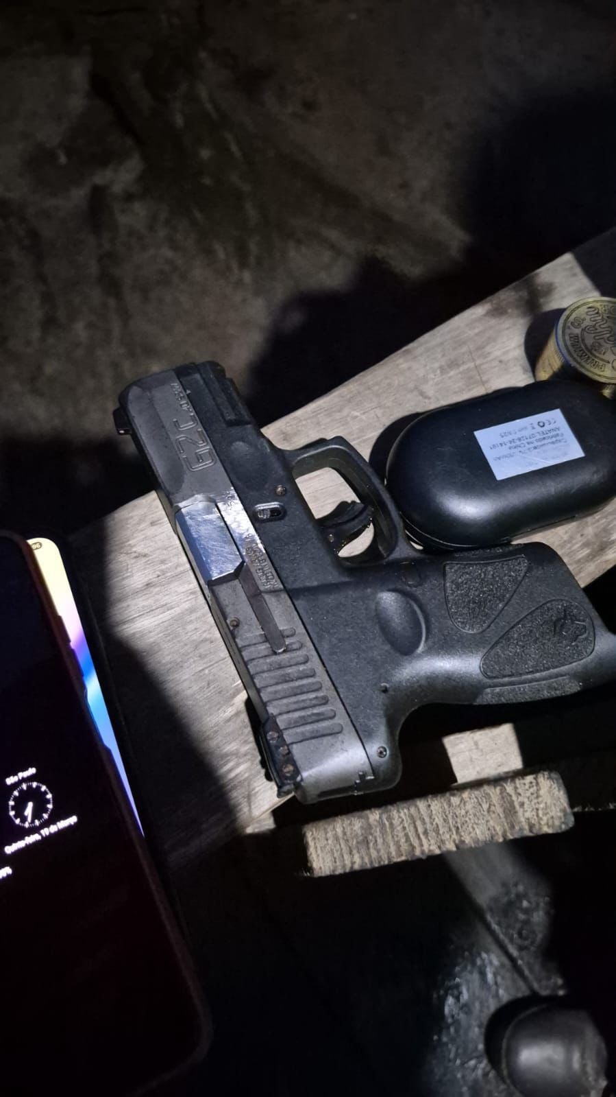 Armas e celulares foram apreeendidos | Foto: Ascom