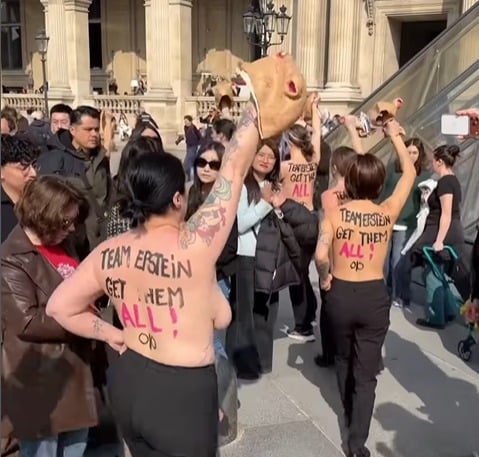 Protesto do grupo Femen contra caso Epstein