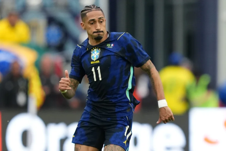 A preparação da Seleção Brasileira para o amistoso contra a Croácia, no dia 31 de março, transformou-se em um desafio para o departamento médico.