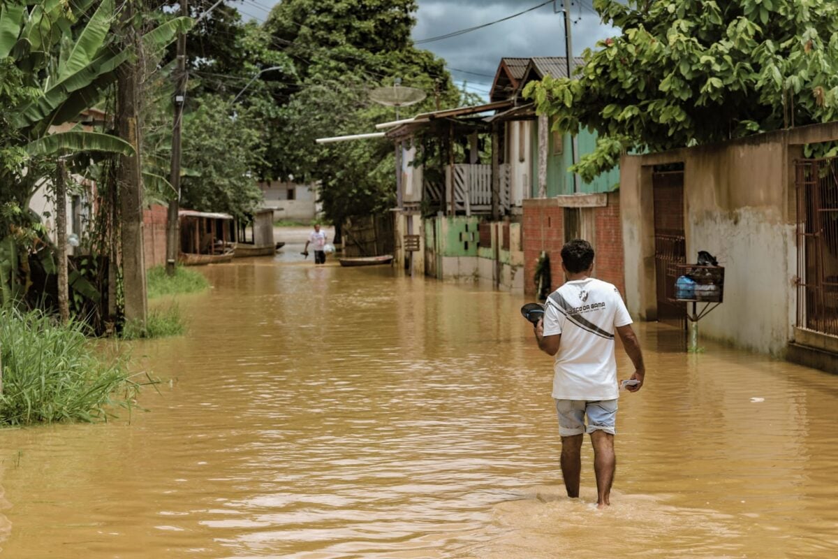 Dezenas de bairros foram atingidos pela cheia do Rio Acre na capital acreana/ Foto: Juan Diaz/ContilNet