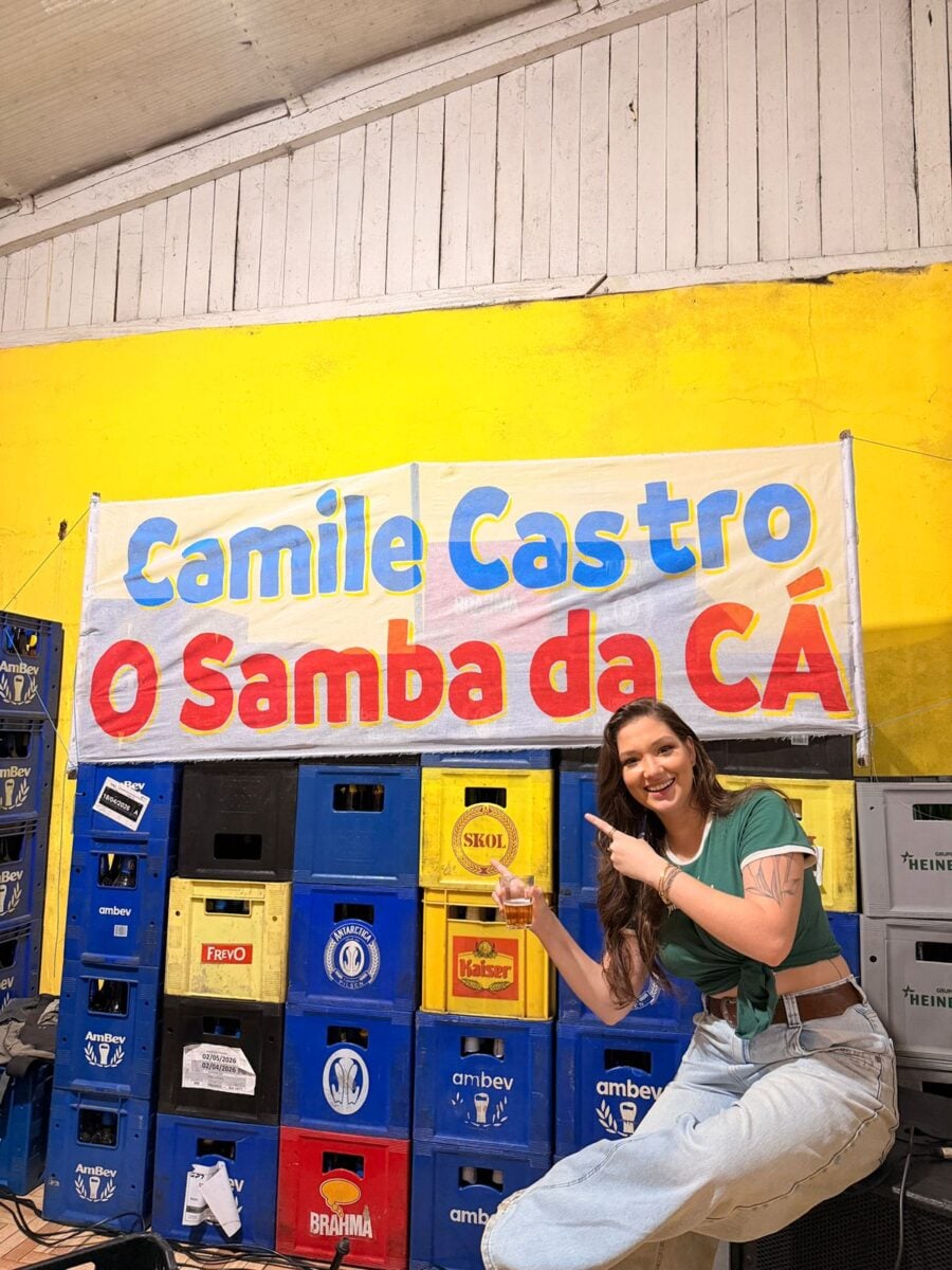 Cantora acreana Camile Castro conquista projeção nacional com projeto de roda de samba