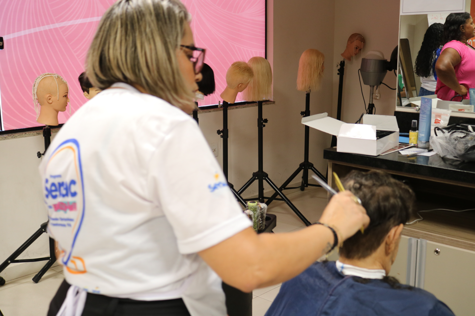 Mâncio Lima recebe ação do Senac com mais de 20 serviços gratuitos