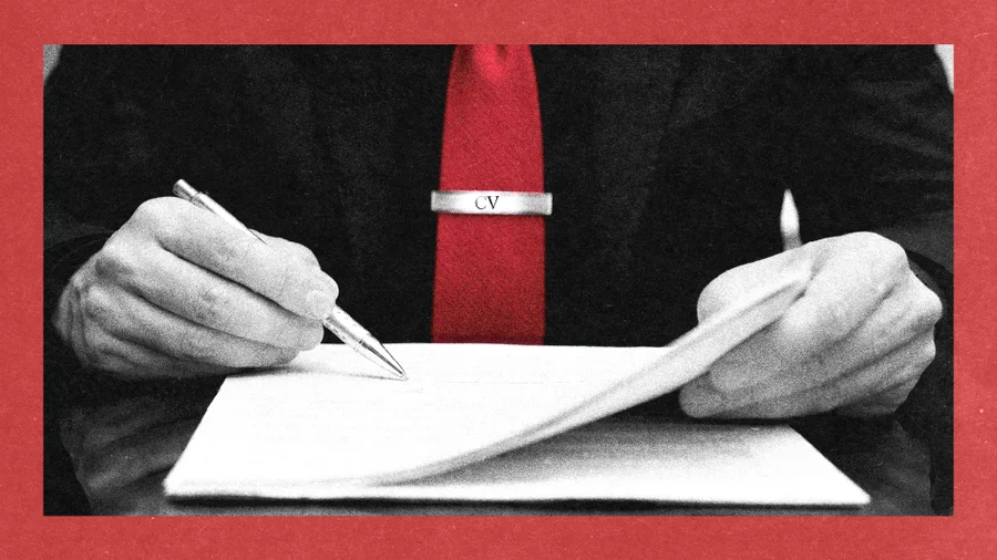 Uma megaoperação deflagrada pela Polícia Civil do Rio de Janeiro nesta quarta-feira (11/03) trouxe à tona detalhes inéditos sobre o funcionamento interno da maior facção criminosa do estado.