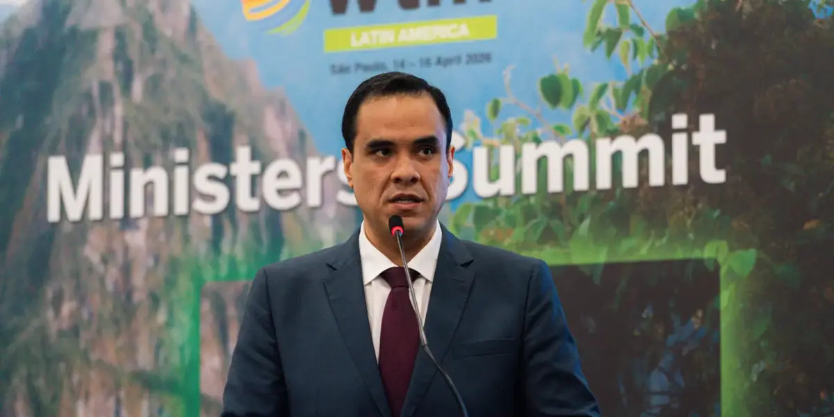 55208269981 71587b57cc o