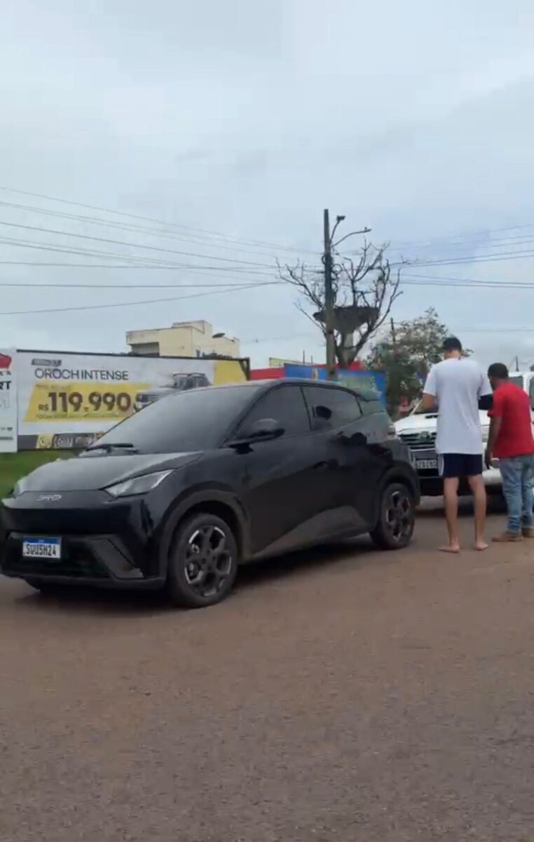 Duas colisões travam o trânsito na BR-364 em Rio Branco nesta segunda
