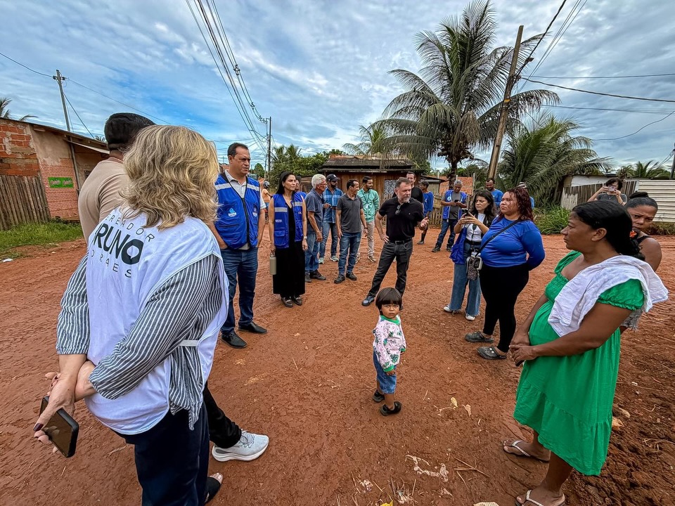 Alysson Bestene visita bairro Caladinho e ouve reivindicações de moradores