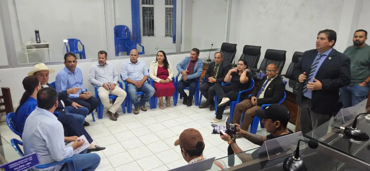 "Em Cruzeiro do Sul, Bocalom diz que deixou prefeitura para “missão maior”