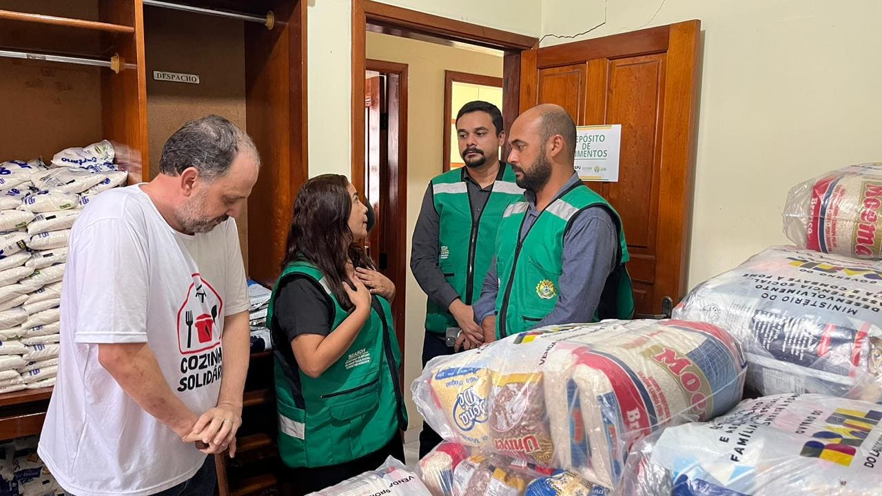 No Acre, cozinhas solidárias ampliam atendimento a famílias; veja