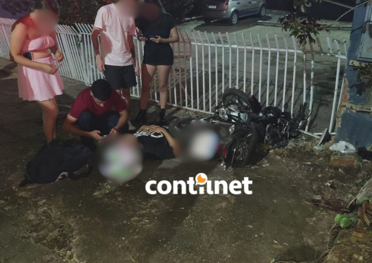 Ester Almeida de Oliveira, de 18 anos, ficou em estado grave após um acidente de trânsito registrado na noite deste sábado (18).