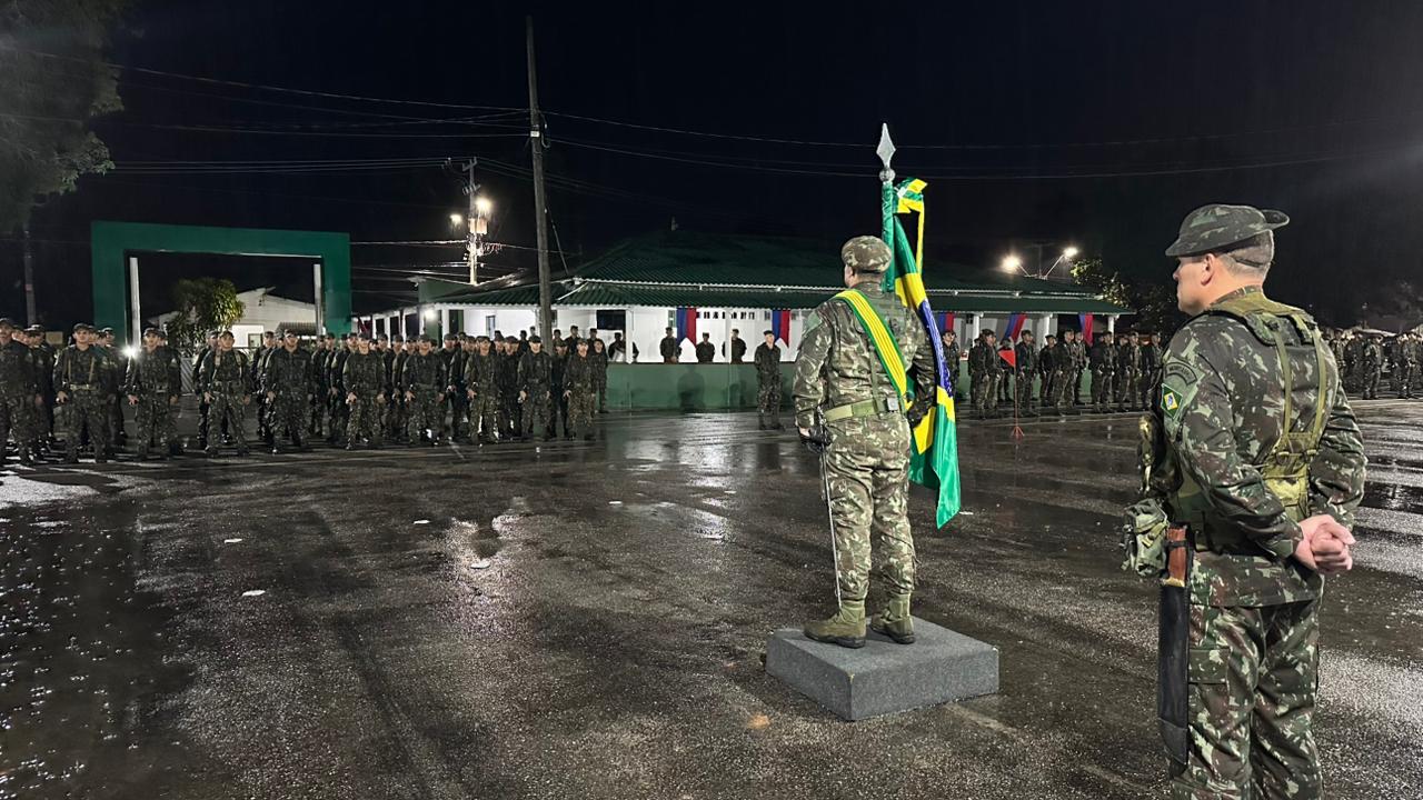 Exército Brasileiro celebra 378 anos com solenidade e condecorações