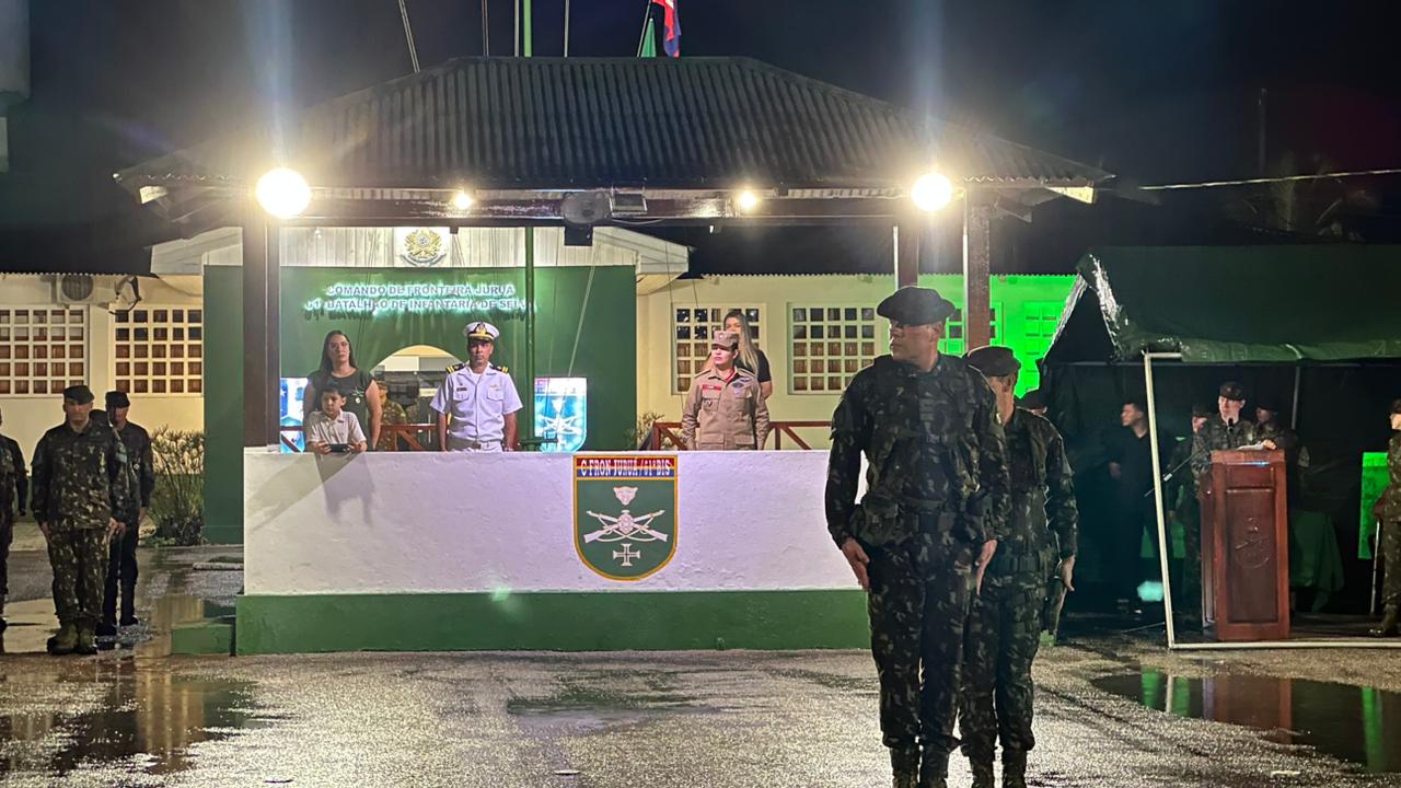 Exército Brasileiro celebra 378 anos com solenidade e condecorações