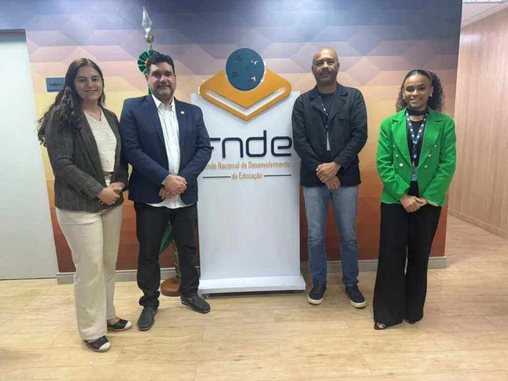 Ação no FNDE visa acelerar obras e investimentos na rede de ensino do AC