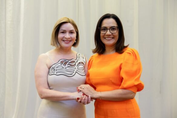 Mailza se reúne com deputados e prefeitos da base: "Diálogo"