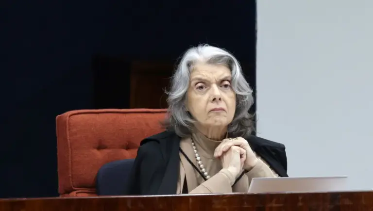 Ministra Cármen Lúcia