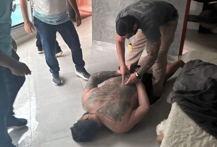 Líder de grupo criminoso que aplicou golpes de R$ 5 milhões é preso em Rio Branco