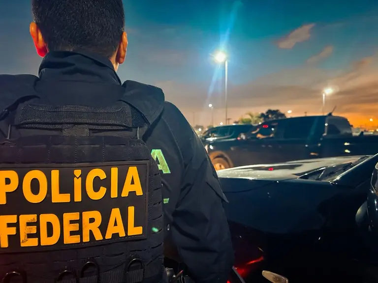 PF mira tráfico de drogas e cumpre prisões em três cidades do Acre