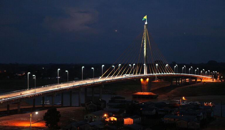 Cruzeiro do Sul abriga a única ponte preparada para terremotos no Brasil