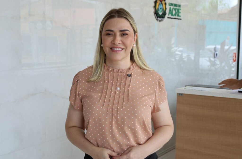 Márdhia El-Shawwa é desligada do cargo de secretária da Mulher Márdhia El-Shawwa é desligada do cargo de secretária da Mulher