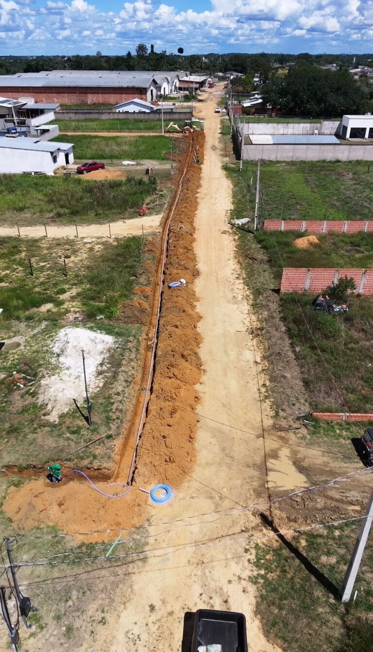 Governo amplia rede e leva água potável para moradores do Juruá