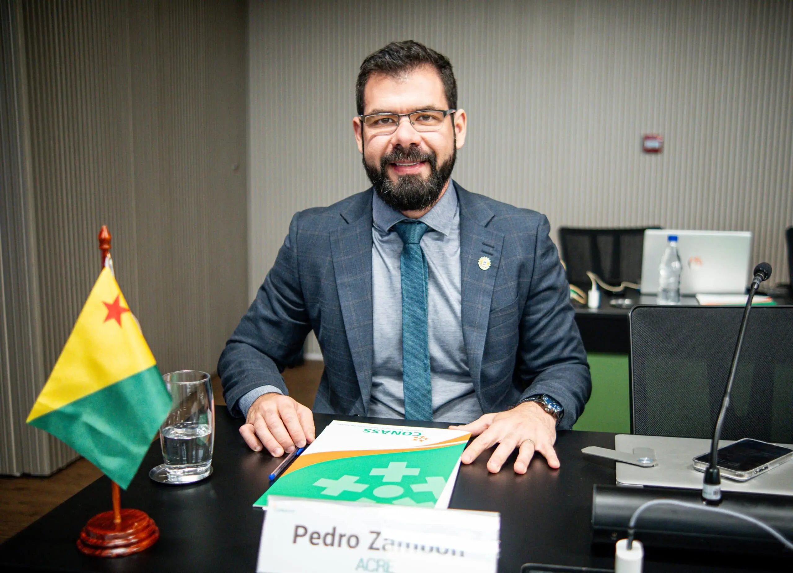 Ex-secretário de Saúde se manifesta após mudança partidária no Acre
