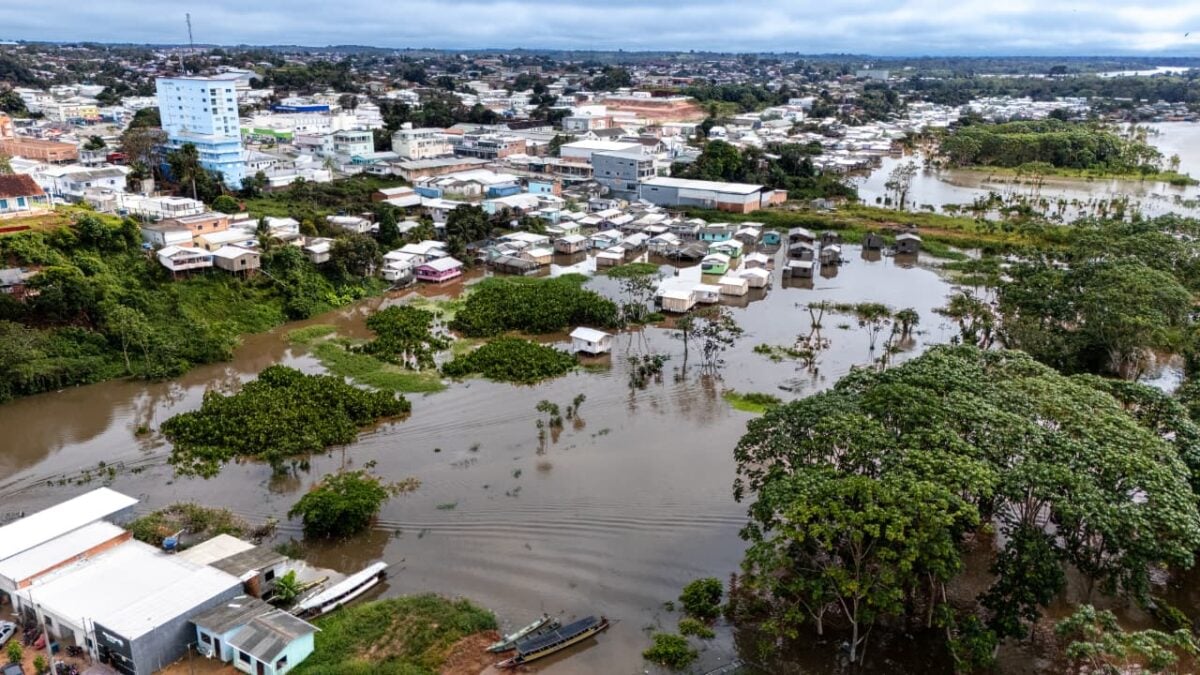 Em Cruzeiro do Sul Rio Juruá atinge mais de 12 mil pessoas e prefeitura abre segundo abrigo