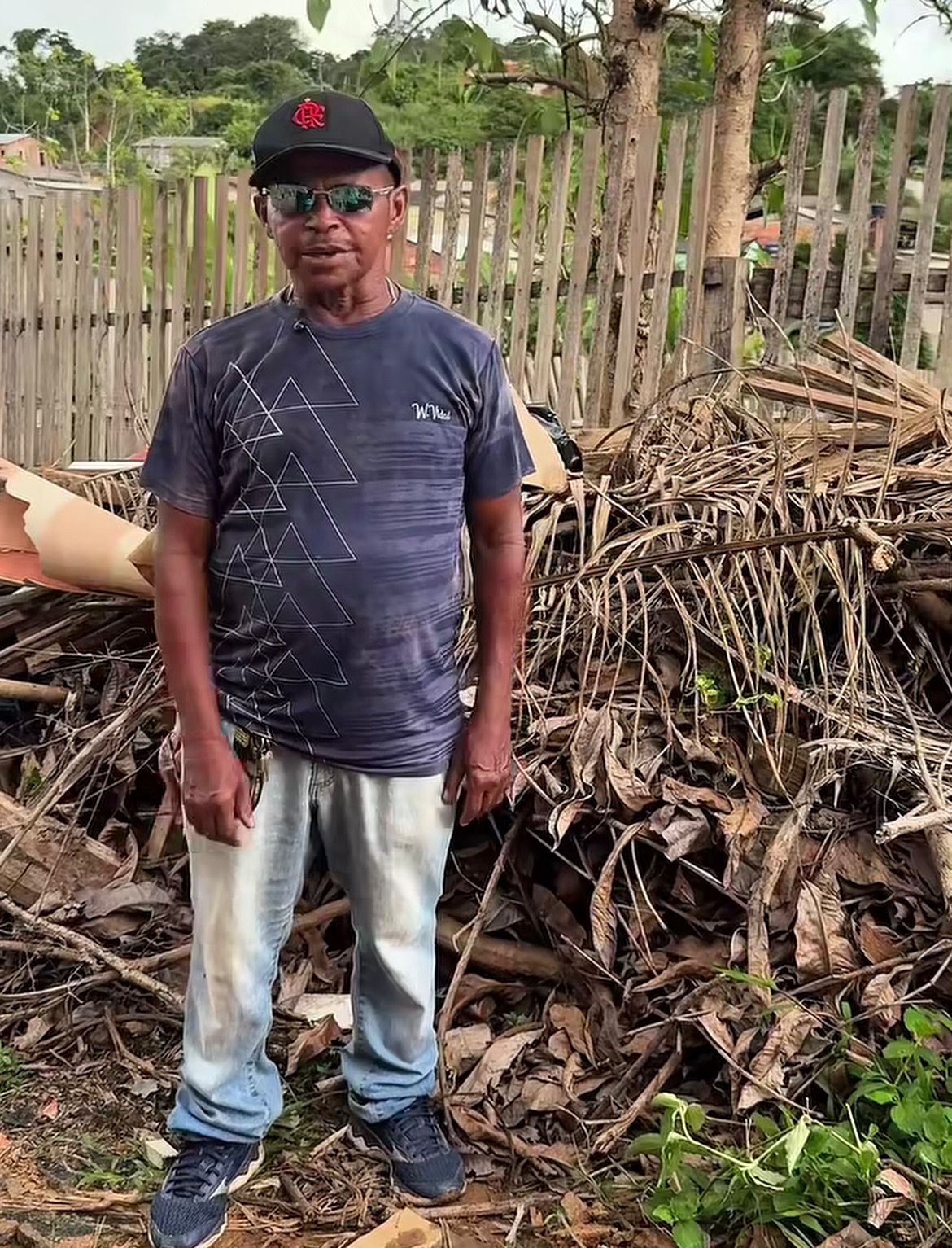 Explodindo nas redes, vídeo expõe Sena abandonada: “quer uma ferrada de cobra?”