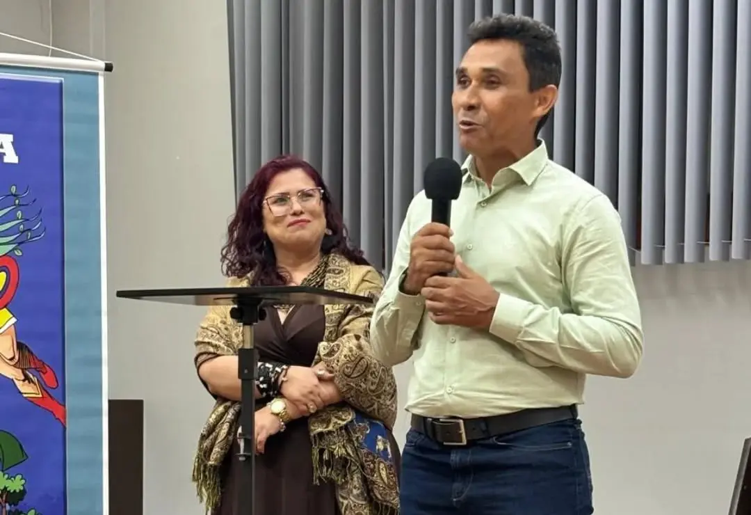 Escritor lança livro que resgata história do taekwondo no Acre