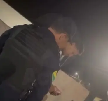 Abordagem policial a motoboy em Cruzeiro do Sul provoca indignação