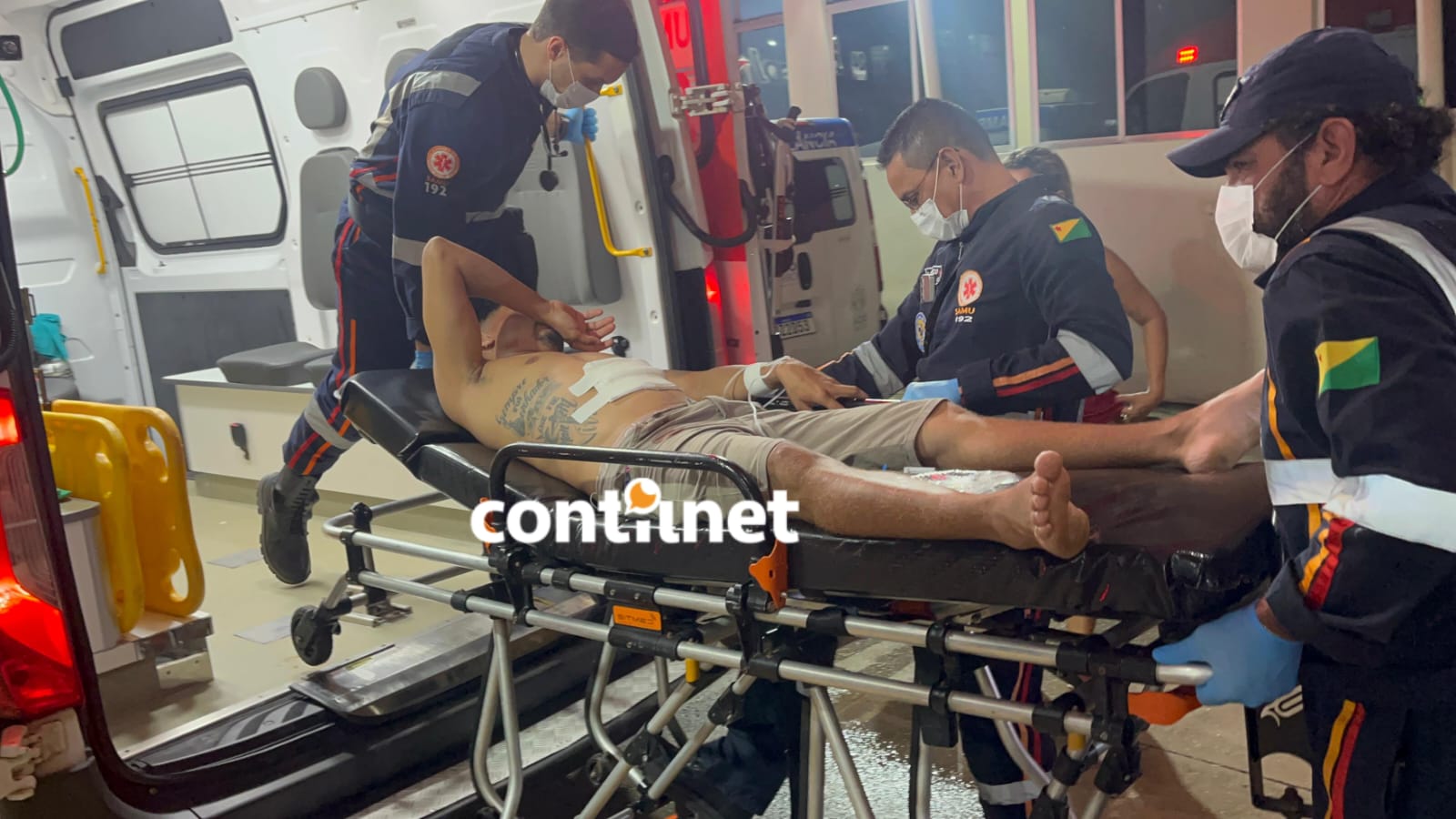 Homem sofre ferimento acidental no abdômen enquanto bebia com amigos em Rio Branco Homem sofre ferimento acidental no abdômen enquanto bebia com amigos em Rio Branco