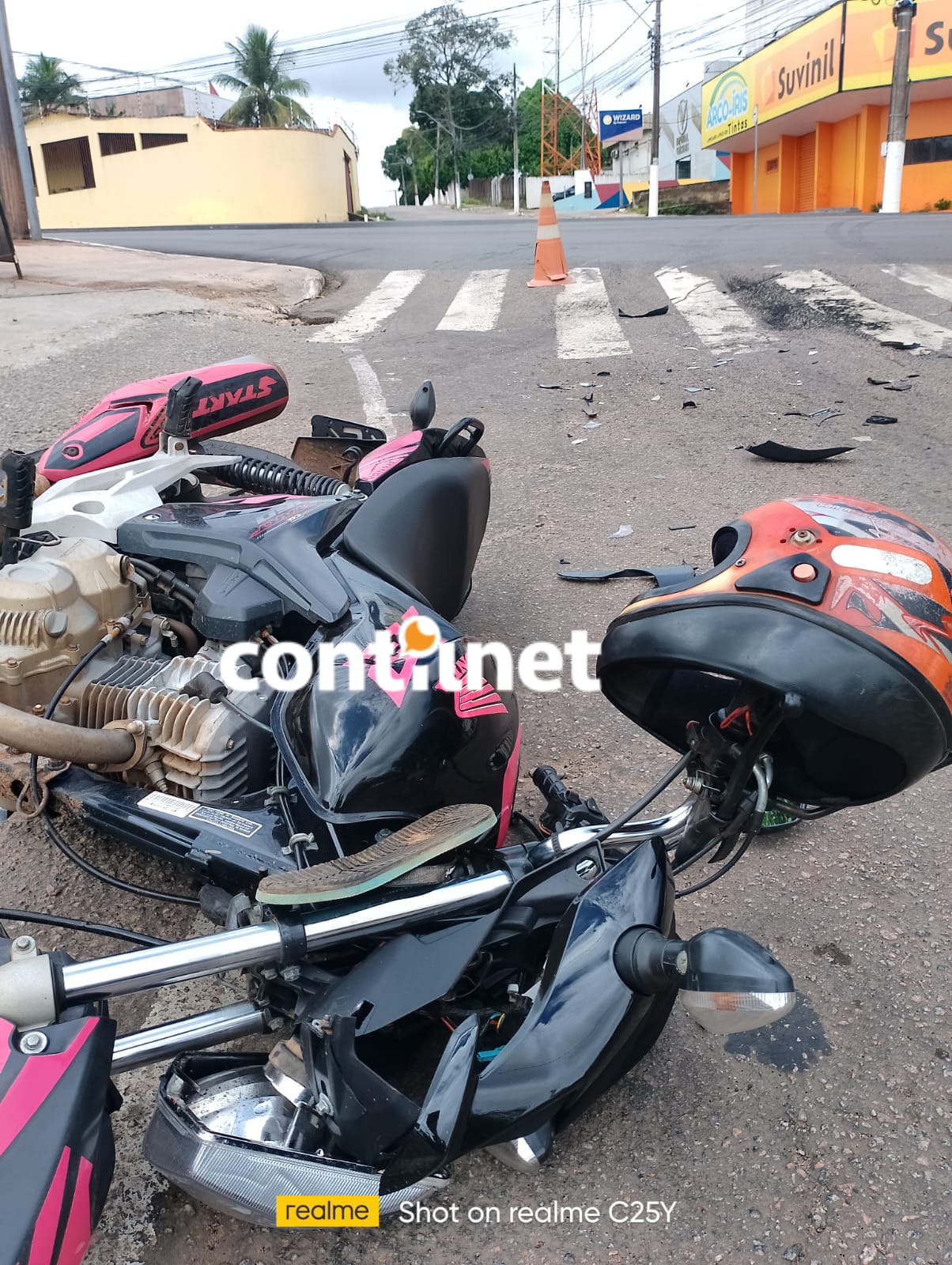Motociclista é arremessado em acidente na Avenida Ceará em Rio Branco