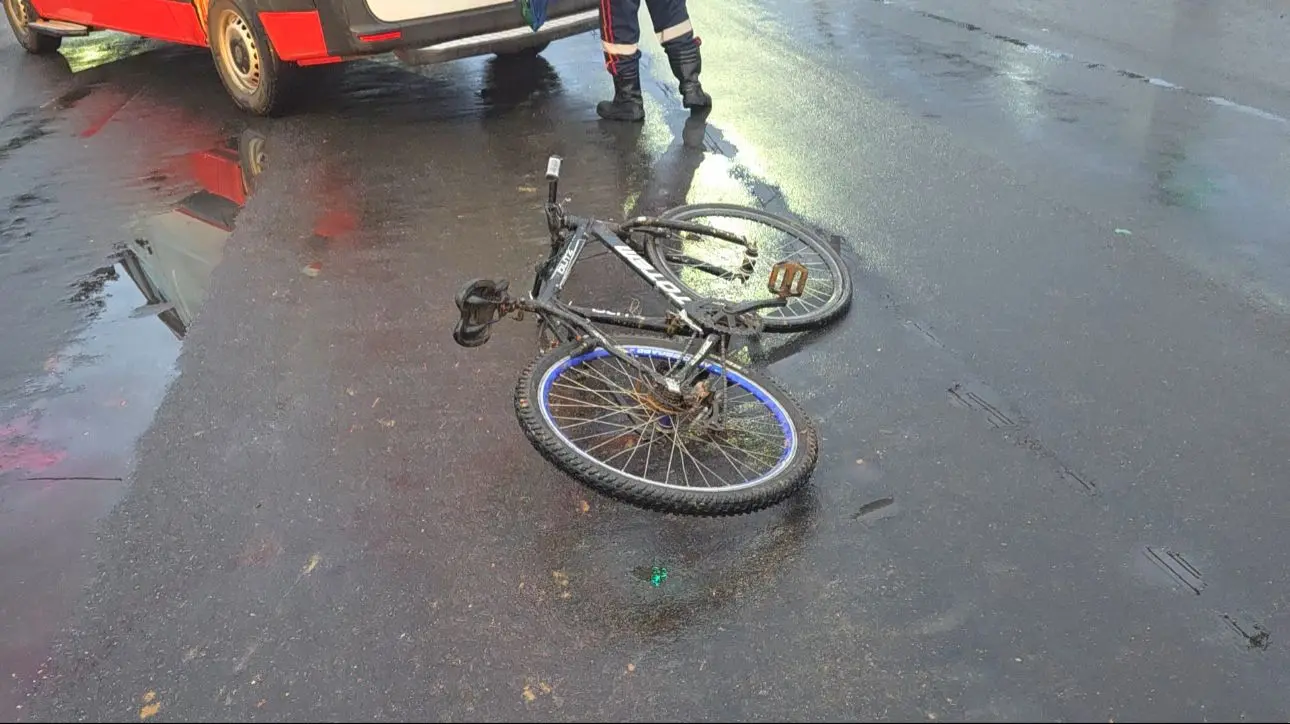 O idoso estava na bicicleta no momento do acidente